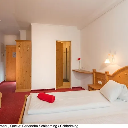 Ferienalm Schladming שלאדמינג