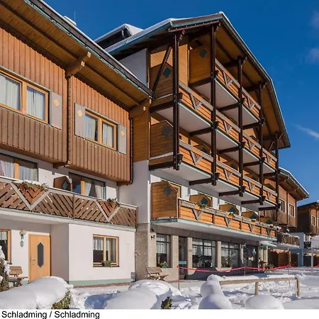 Ferienalm Schladming מלון 4*